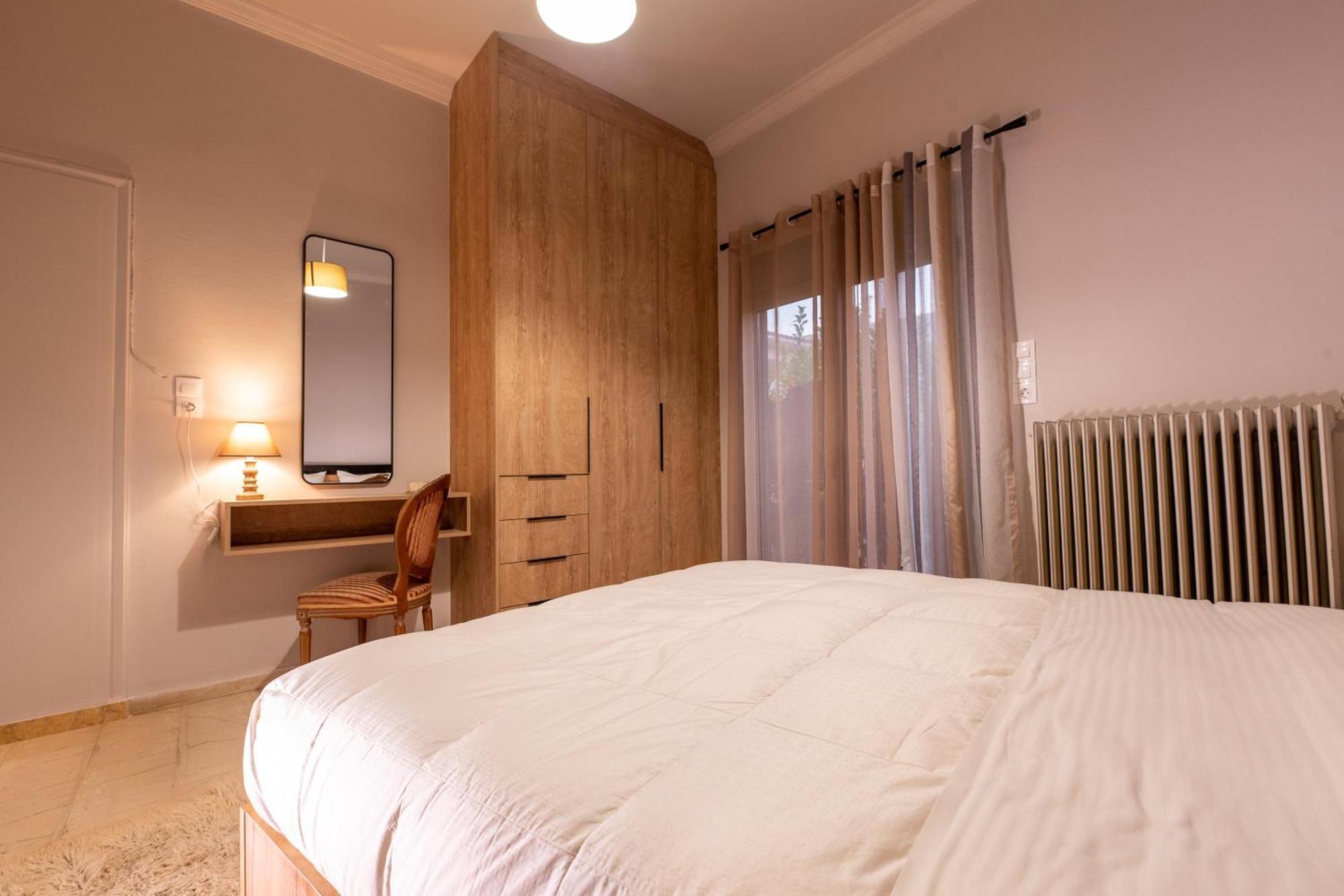 Stamos Apartment Airport Spáta Eksteriør billede