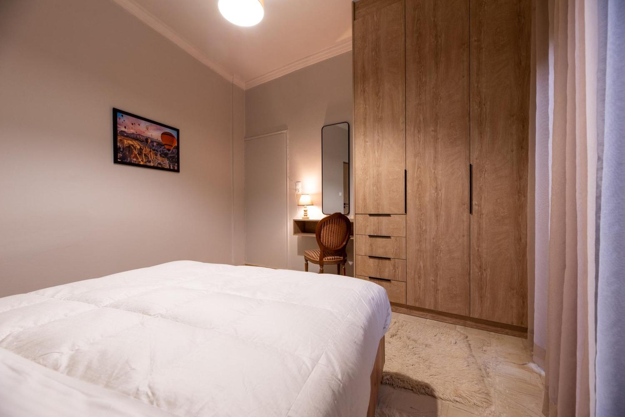Stamos Apartment Airport Spáta Eksteriør billede