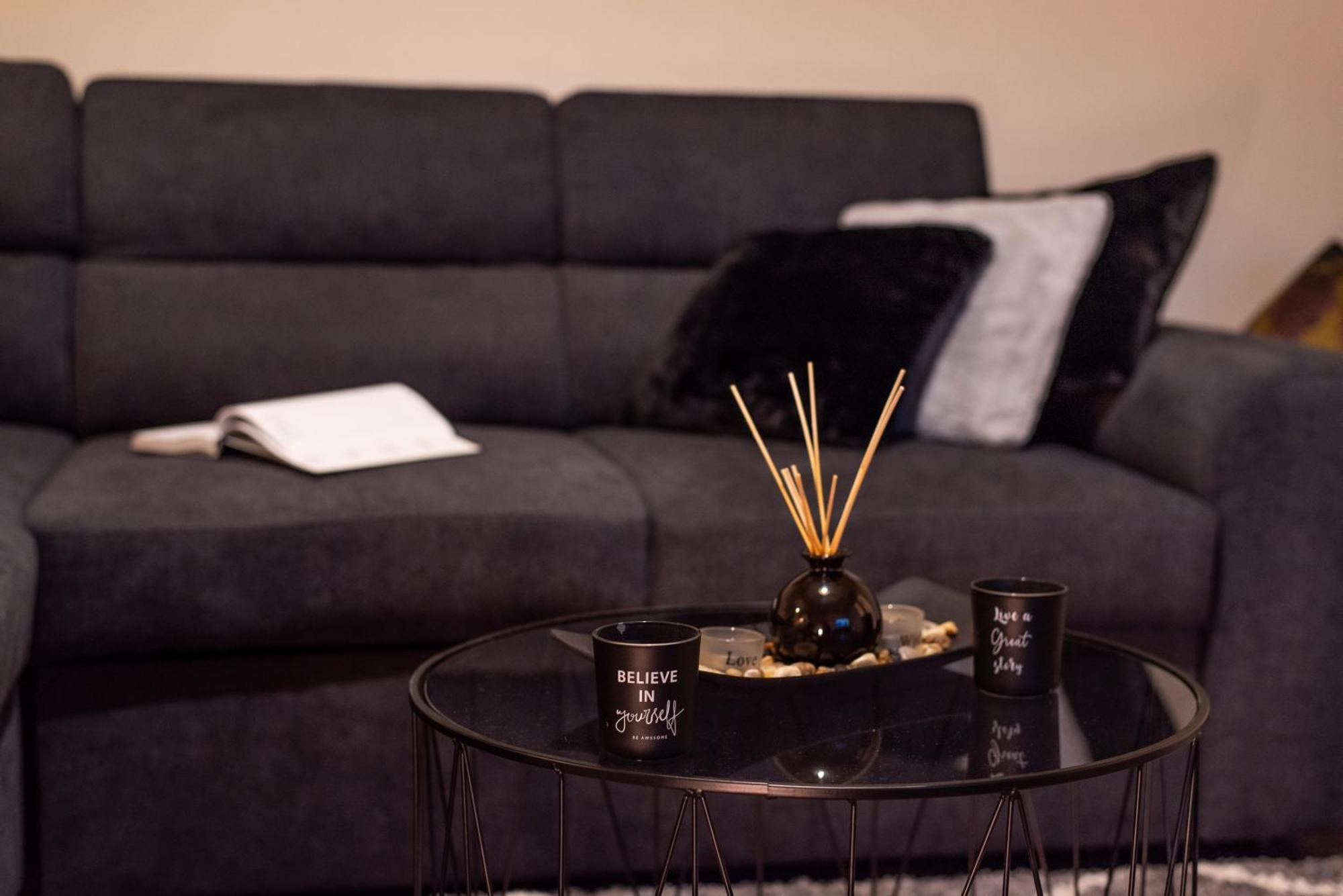 Stamos Apartment Airport Spáta Eksteriør billede