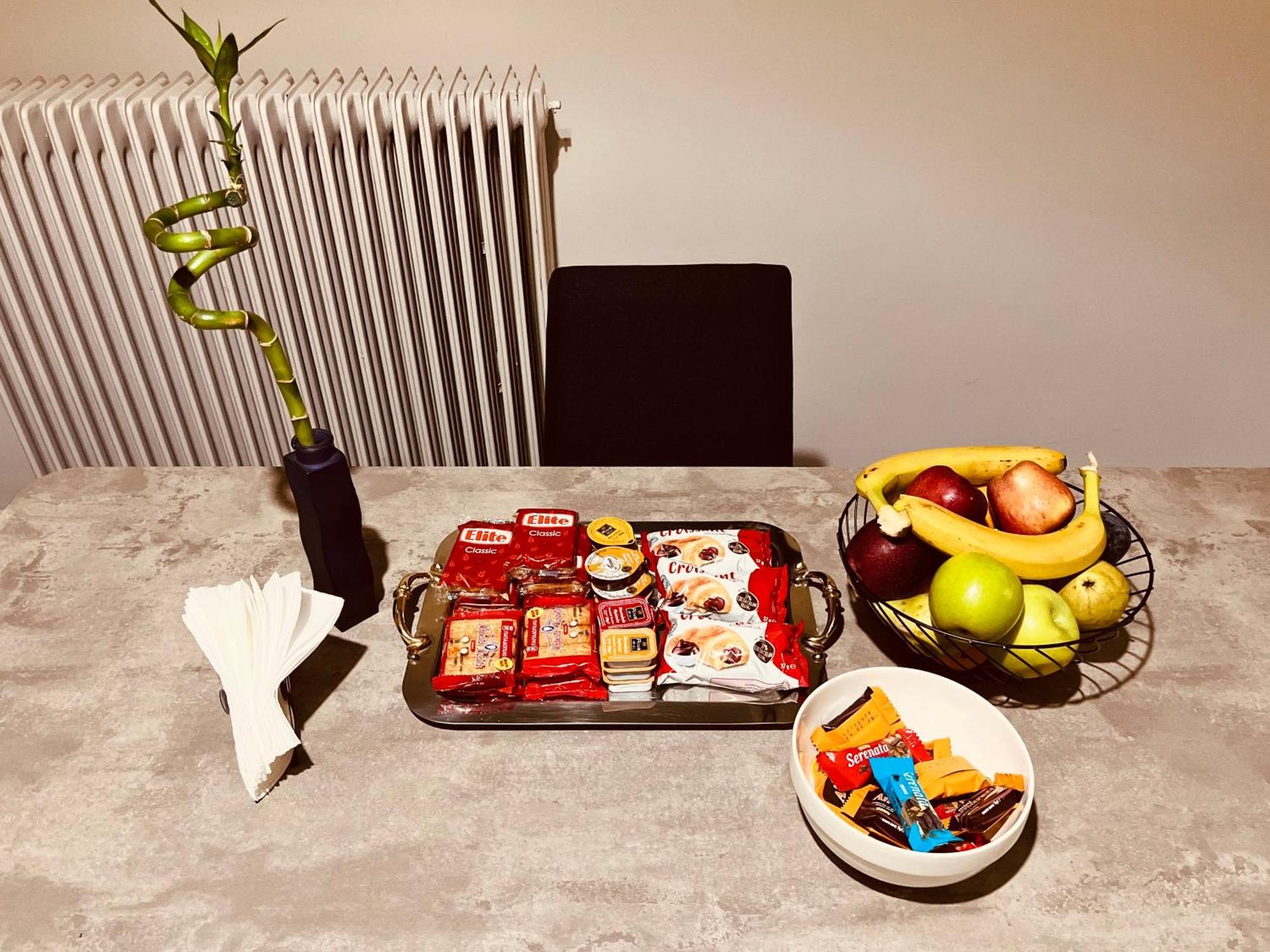 Stamos Apartment Airport Spáta Eksteriør billede