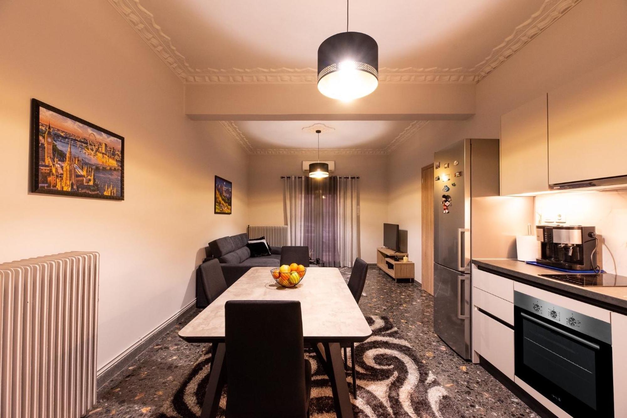 Stamos Apartment Airport Spáta Eksteriør billede